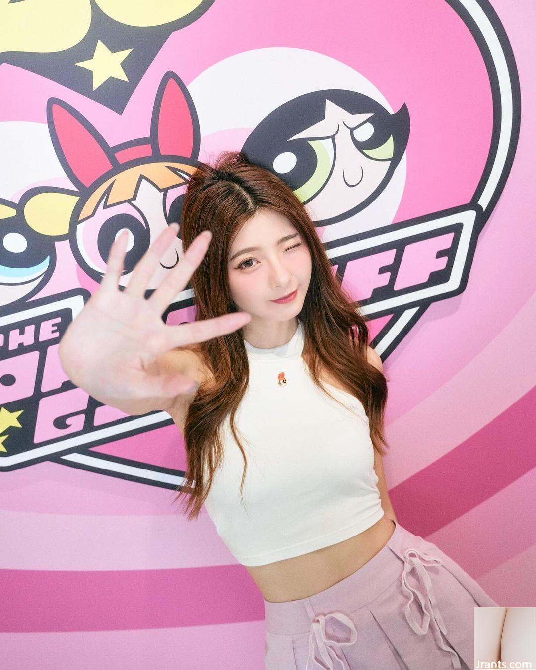 Gái xinh “Wen Wen” xinh đẹp thanh tú đến mức thu hút spotlight trên sân (10P) - Ảnh 4