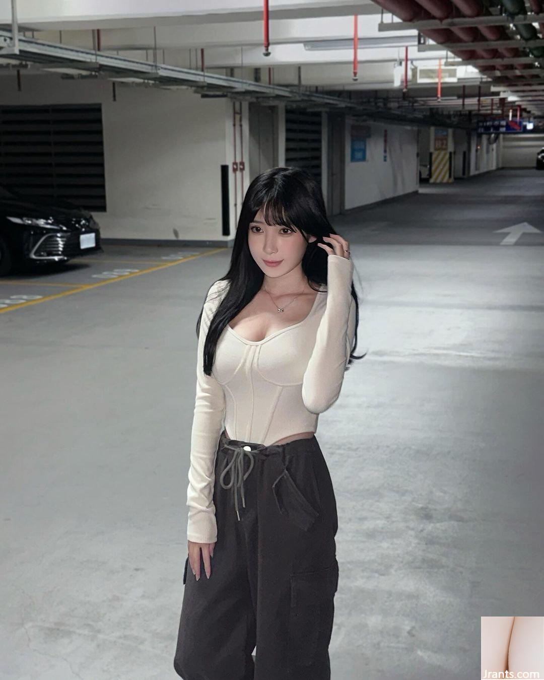 “Peng Peng” có đôi mắt to long lanh, siêu vô hại nhưng lại có thân hình nóng bỏng quyến rũ (10P) - Ảnh 4