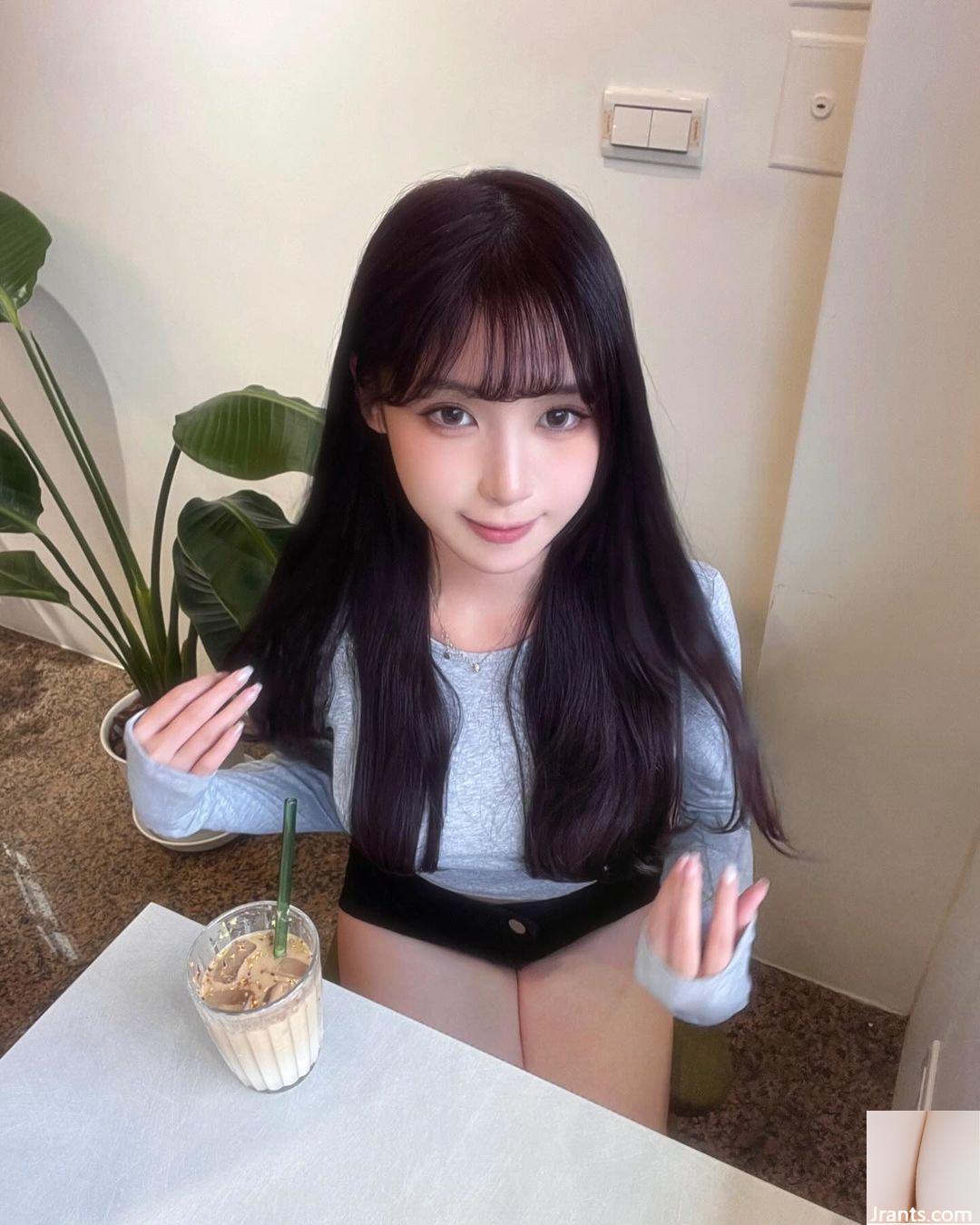 “Peng Peng” có đôi mắt to long lanh, siêu vô hại nhưng lại có thân hình nóng bỏng quyến rũ (10P) - Ảnh 5