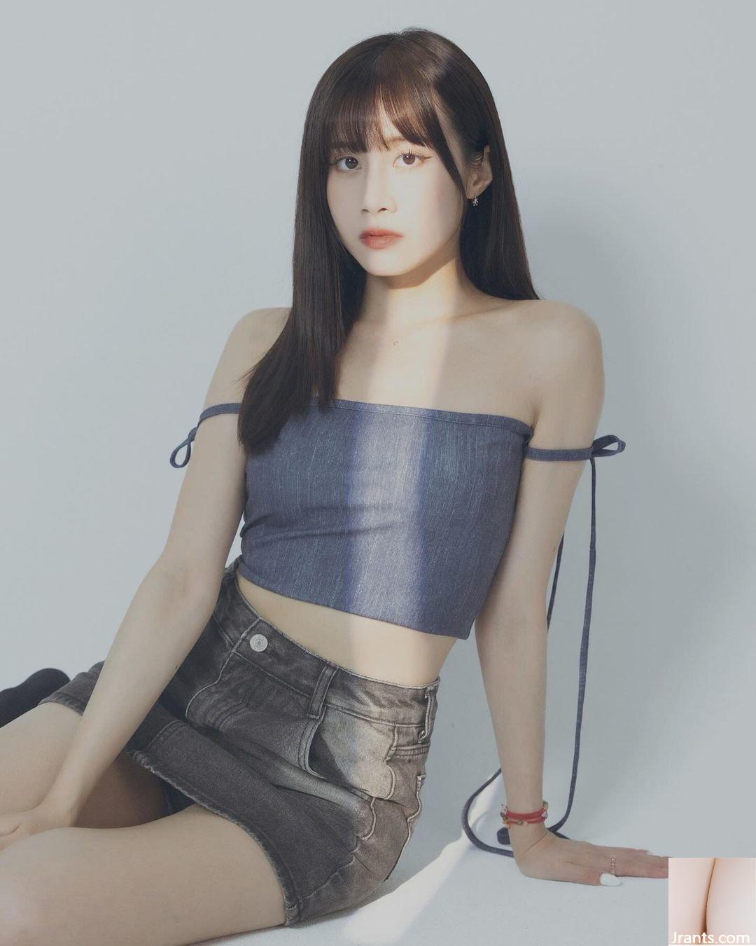 Hot girl “Gao Caiwei” có vẻ ngoài thanh tú cùng làn da trắng nõn nà bắt mắt, rất quyến rũ (10P) - Ảnh 3