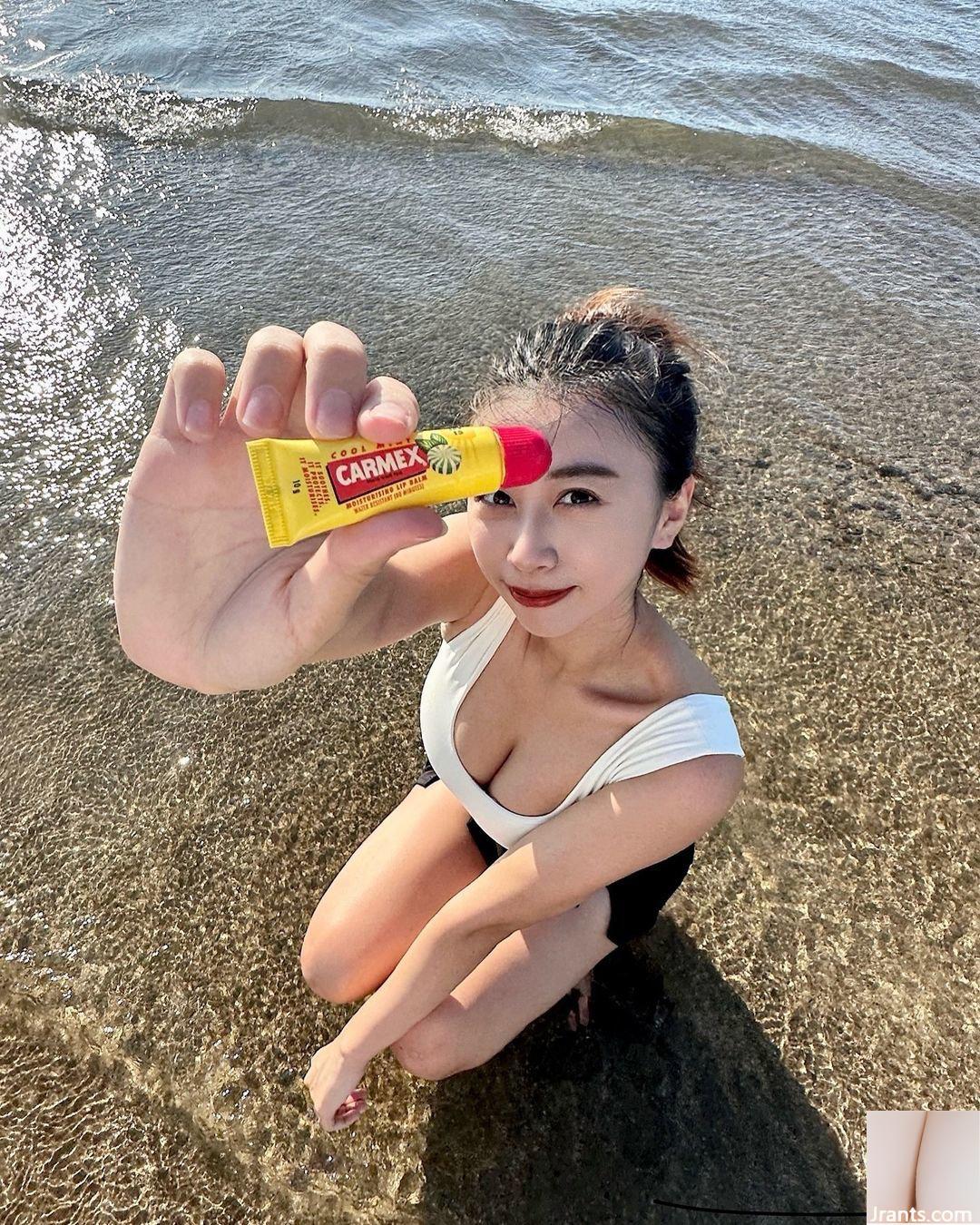 Vẻ đẹp trên mạng “璿璿” với vẻ ngoài tuyệt đẹp và thân hình trắng trẻo, dịu dàng khiến người ta phải mơ ước (10P)