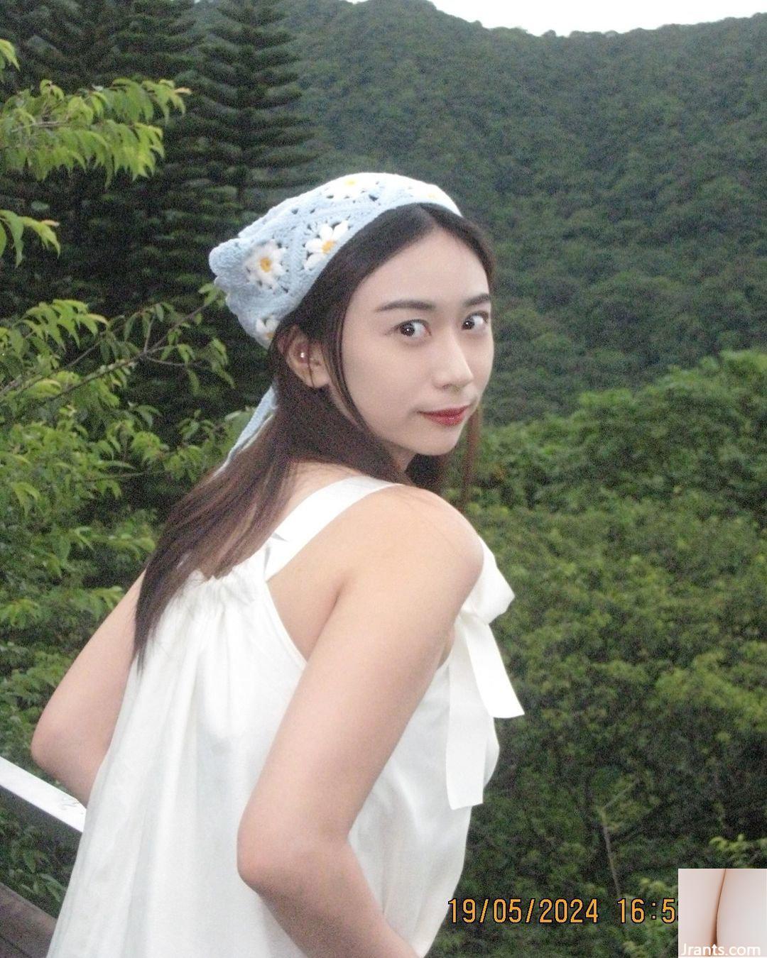 Vẻ đẹp trên mạng “璿璿” với vẻ ngoài tuyệt đẹp và thân hình trắng trẻo, dịu dàng khiến người ta phải mơ ước (10P) - Ảnh 5