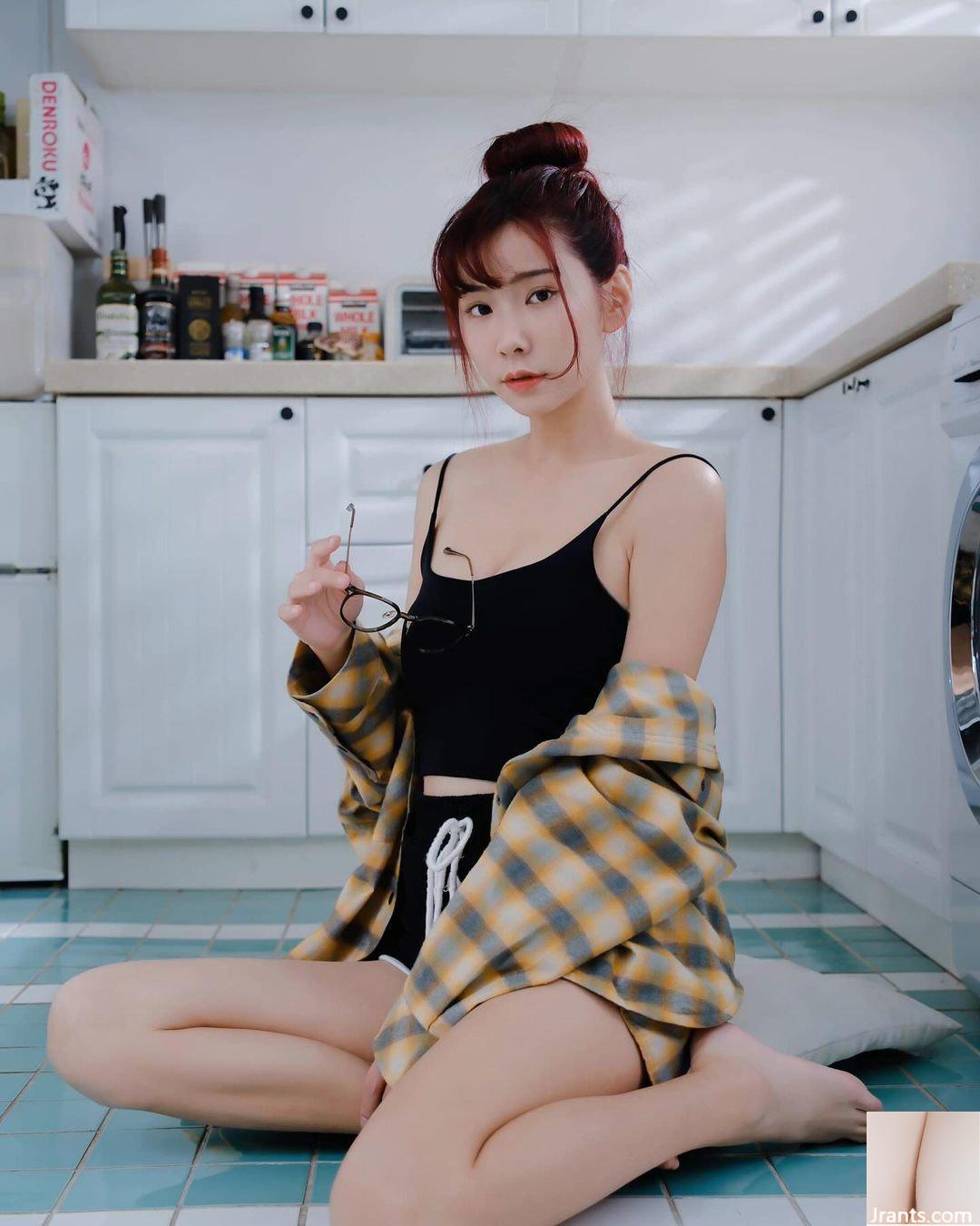 Cô nàng xinh đẹp “Sutin Tuo? (đạo diễn Keguo do Xi Zunliw đạo diễn) đã chiếm được cảm tình của cư dân mạng (10P