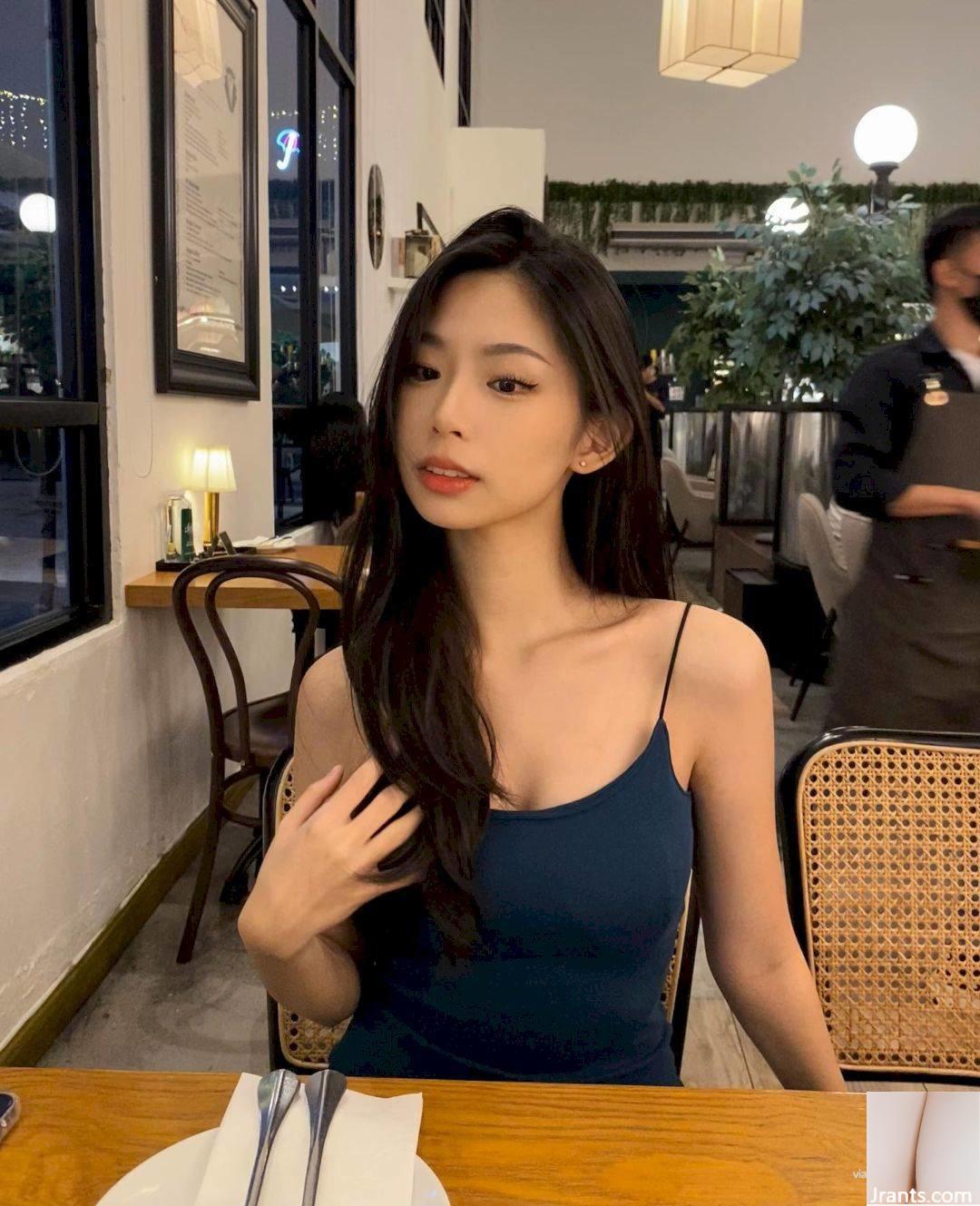 Ziqi, một cô gái xinh đẹp đến từ Malaysia, có nụ cười ngọt ngào và dáng người rạng ngời. Cô ấy khá ăn ảnh và quyến rũ. - Ảnh 14