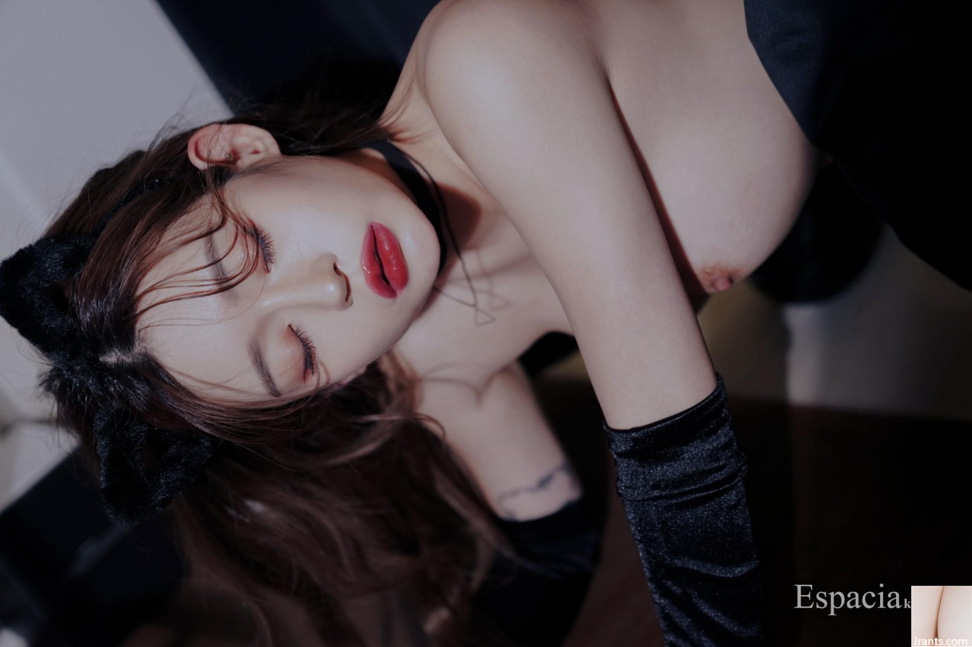 Chú mèo hoang nhỏ gợi cảm mà bạn không thể trêu chọc! Huấn luyện một cô gái có bộ ngực siêu tròn, quần lót và tai mèo (59P) - Ảnh 25