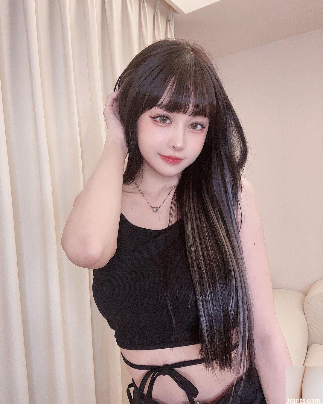 “Wang Yiting” có đôi mắt to đầy điện và thân hình nóng bỏng khó cưỡng (10P) - Ảnh 9