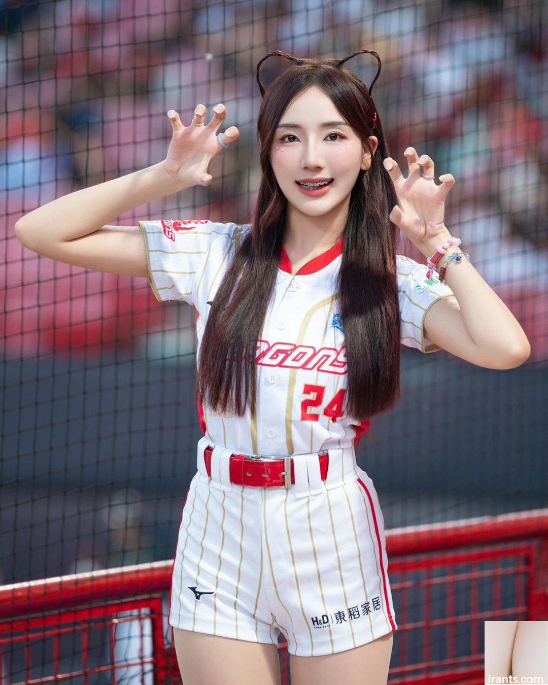 Cô gái tóc dài nóng nảy “Pei Pei” có thân hình nóng bỏng và vòng eo rắn gợi cảm đã mê hoặc rất nhiều người (10P - Ảnh 3