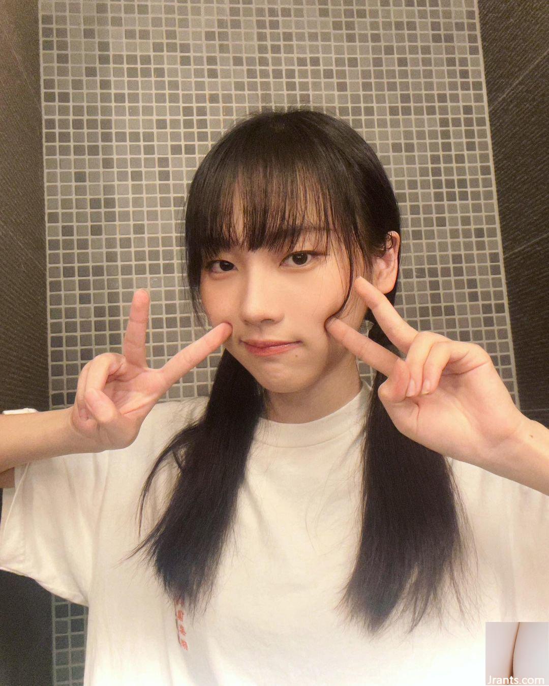 “Master Jingfang Meow” có đường cong vừa ngọt ngào vừa gợi cảm khiến người ta muốn yêu say đắm (10P - Ảnh 10