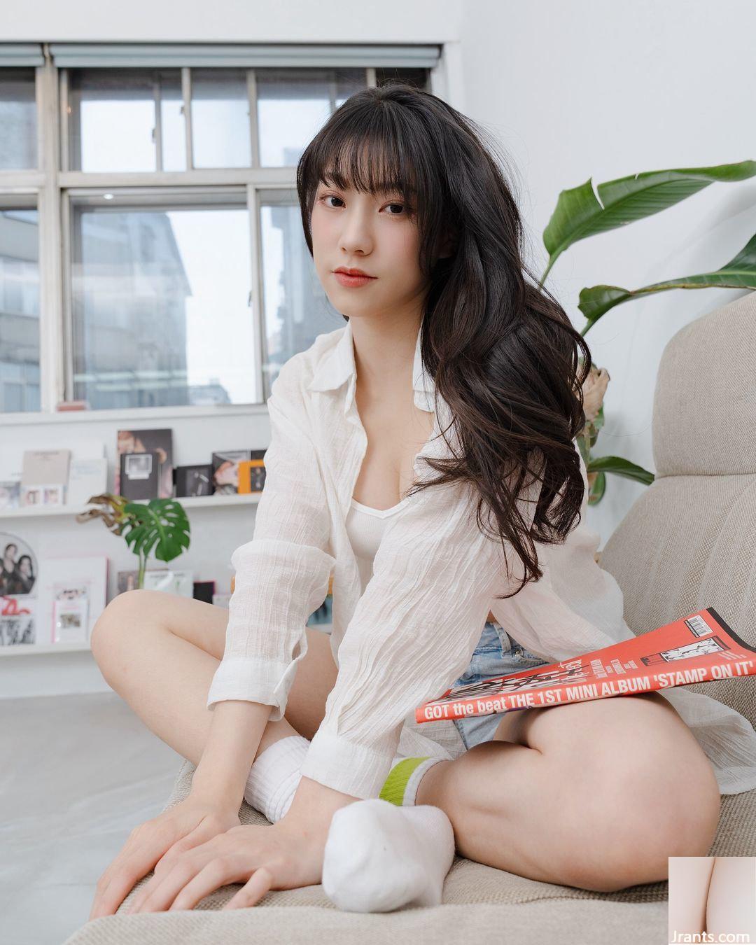 “Qianqian” quyến rũ với quy mô hoang dã, bộ ngực đầy quyến rũ và sản phẩm Thái cực quyền (10P) - Ảnh 2