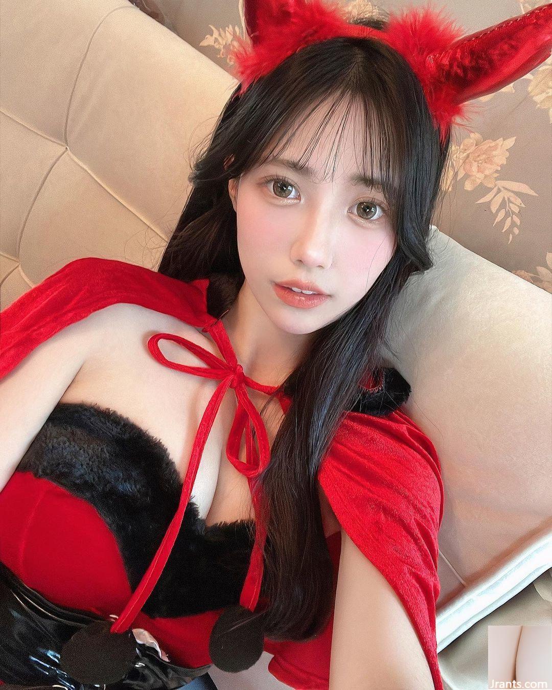 Hot girl “Zhang Qiqi” có bộ ngực đầy đặn không thể che giấu và hở hoàn toàn (10P) - Ảnh 9