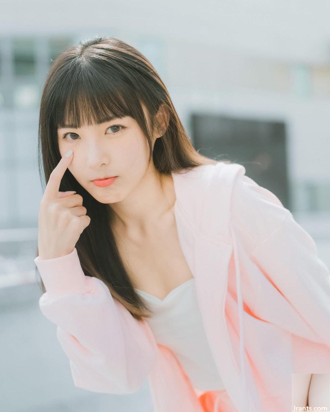 Cô gái mèo” - Ảnh 3