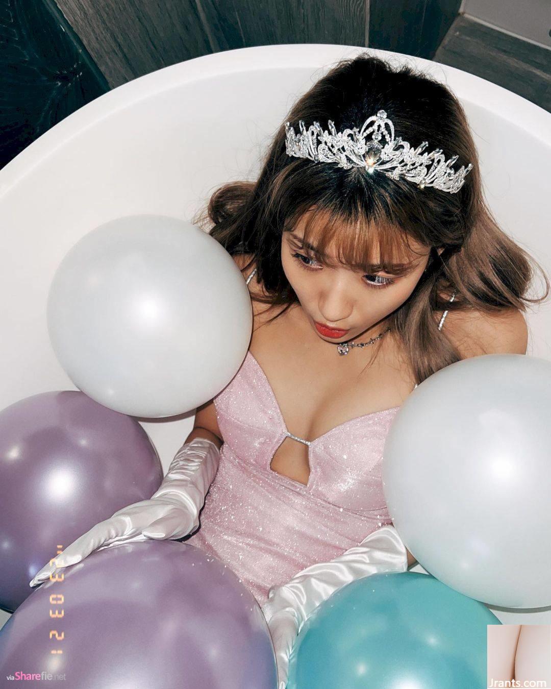 Gái xinh mặc bikini khiến cư dân mạng phun máu - Ảnh 16