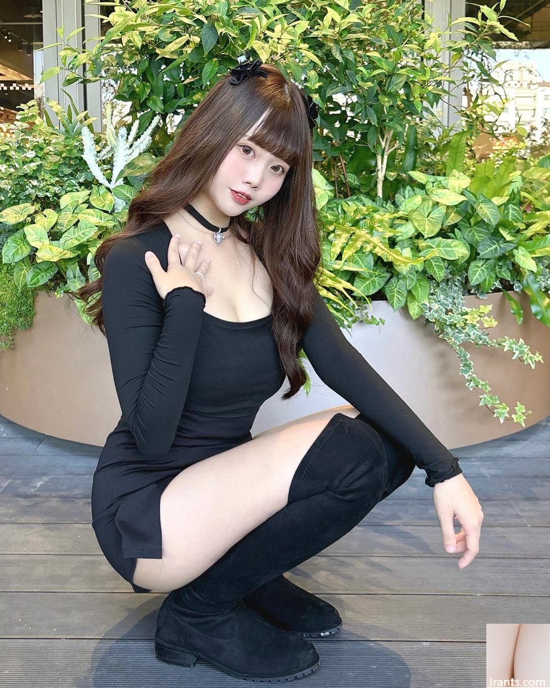 Chú ngựa nhỏ “Qiu Qiu” có bộ ngực trắng nõn và mềm mại căng tràn, nhìn xong tức giận (10P - Ảnh 7