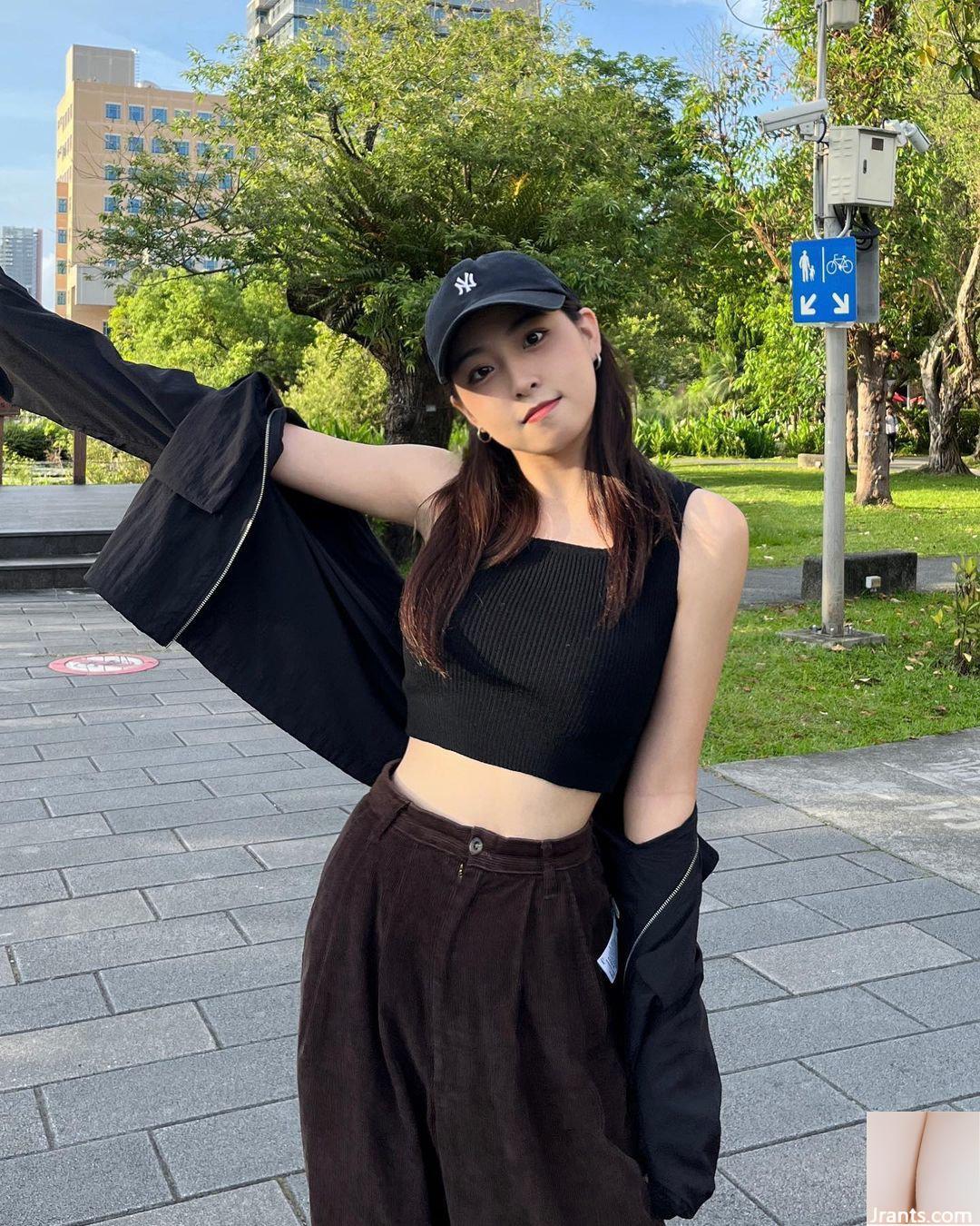 “C ngốc nghếch” sở hữu làn da trắng hồng, trong trẻo, để lộ gương mặt dễ thương khiến dân tình mê mẩn (10P) - Ảnh 7