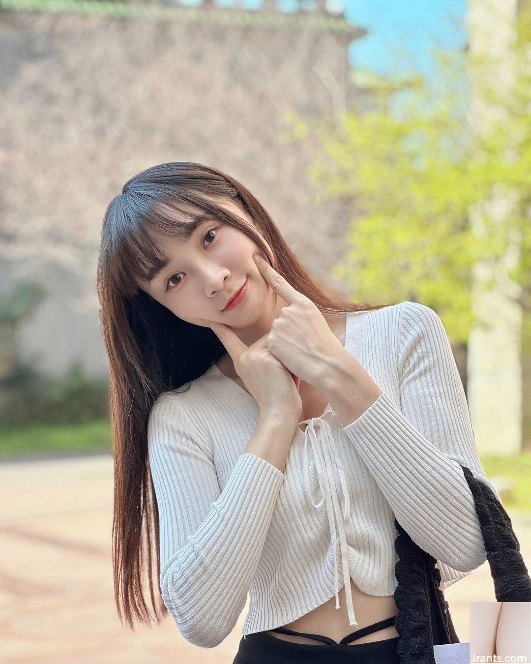 “Gao Manrong” cô gái đẹp nhất với ngoại hình quyến rũ, vòng eo thon và làn da trắng ngần, quá điểm (10P) - Ảnh 7