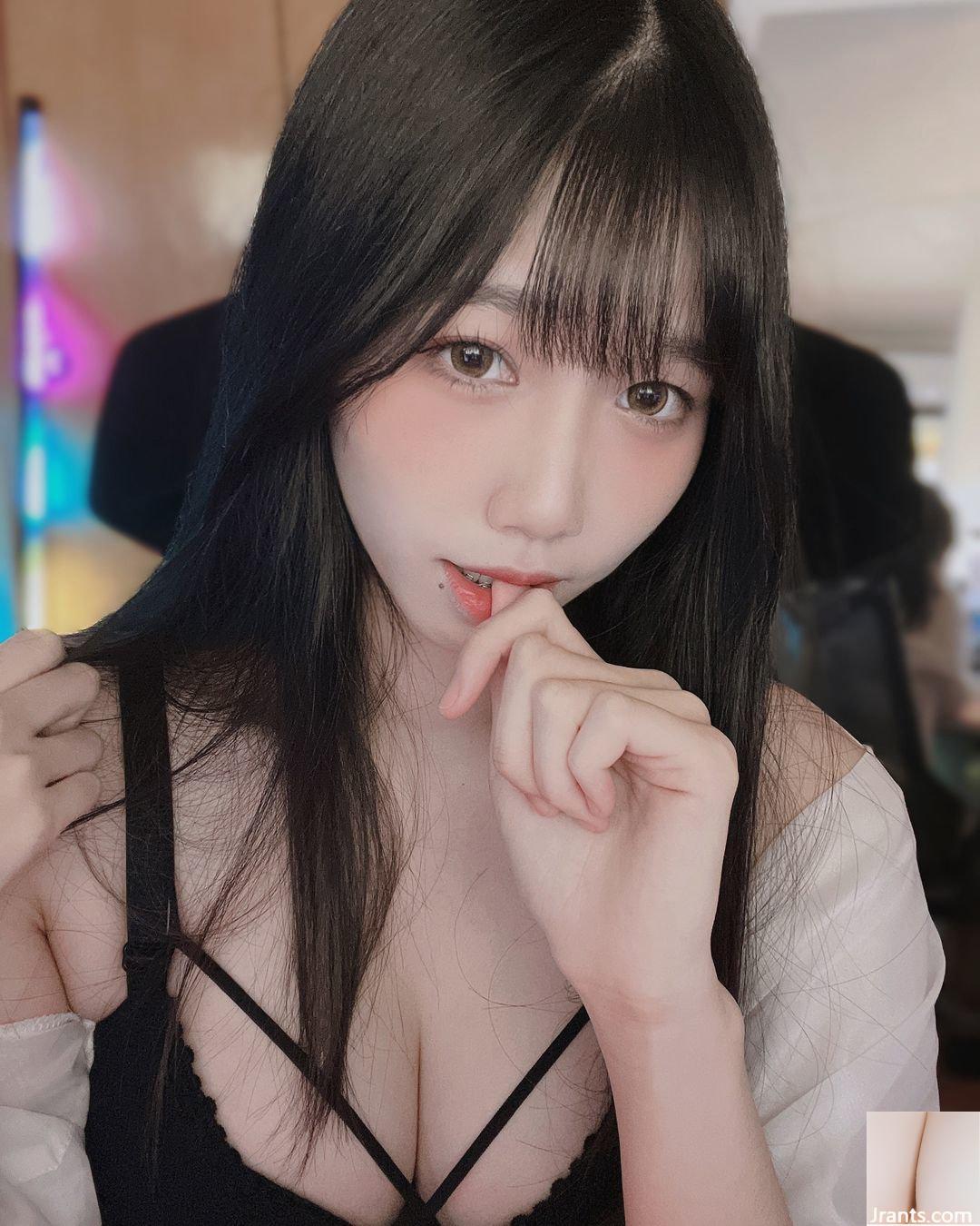 Hot girl dẫn chương trình trực tiếp “Dưa hấu” có thân hình và ngoại hình đáng kinh ngạc (10P) - Ảnh 9