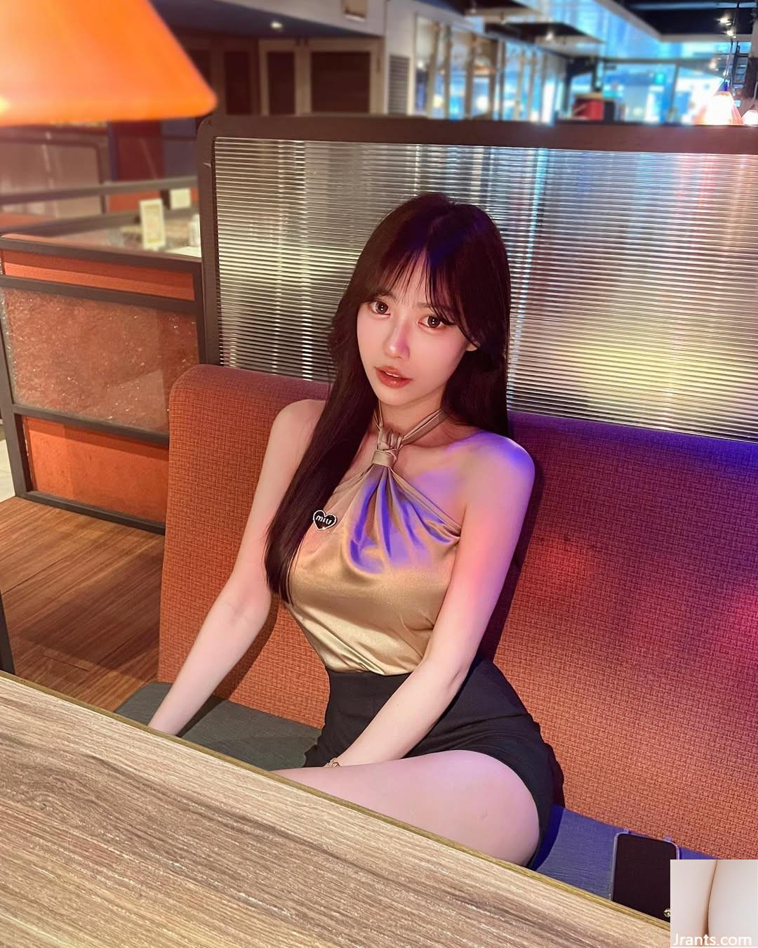 Bộ ngực và đôi chân đẹp của “Zhang Qiqi” trực tiếp thách thức giới hạn tầm nhìn của bạn (10P) - Ảnh 9