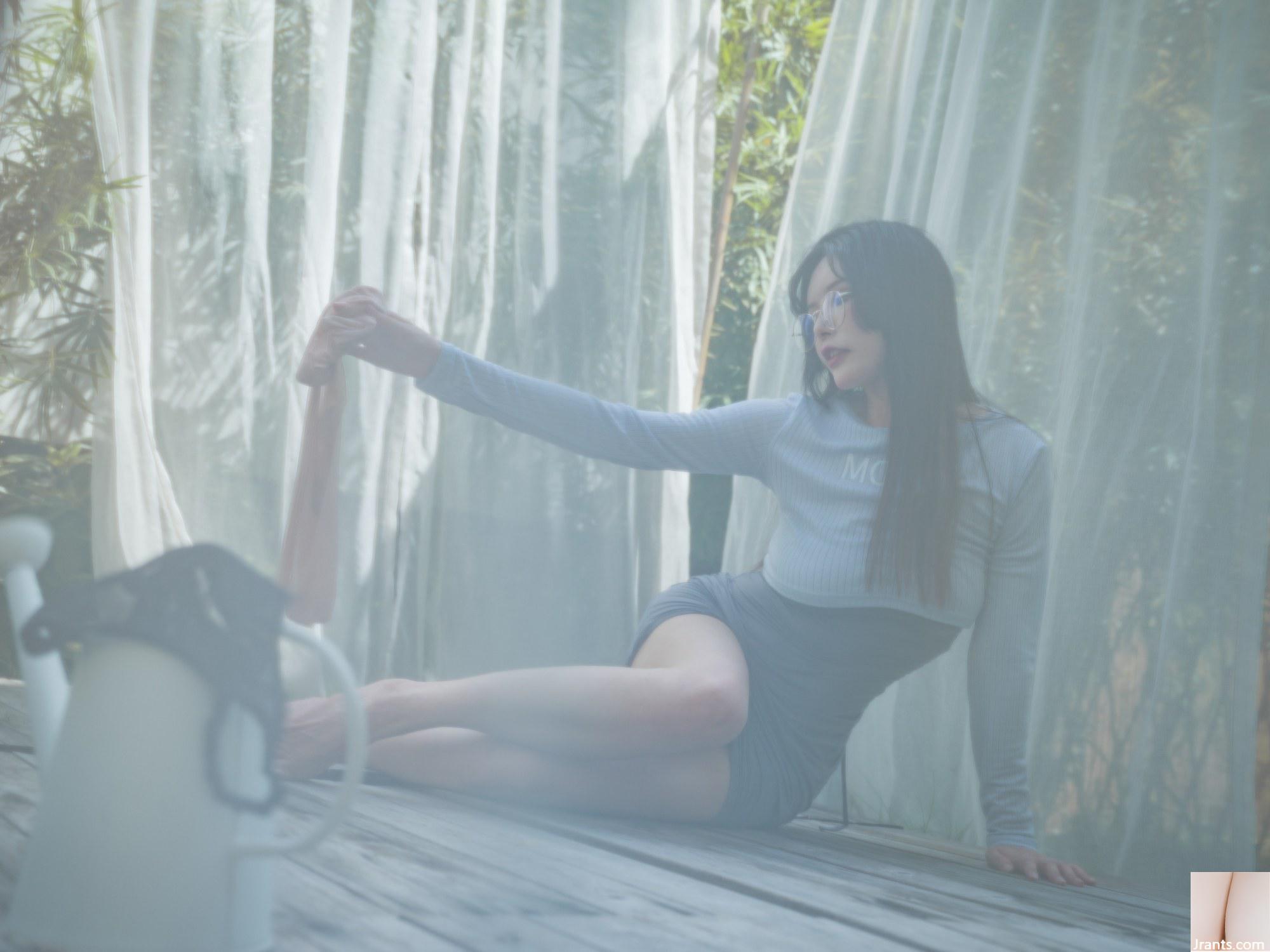 “Váy mồi nhử ngây thơ” của Qiu và Keji để lộ cặp mông săn chắc cho bạn xem (52P) - Ảnh 22