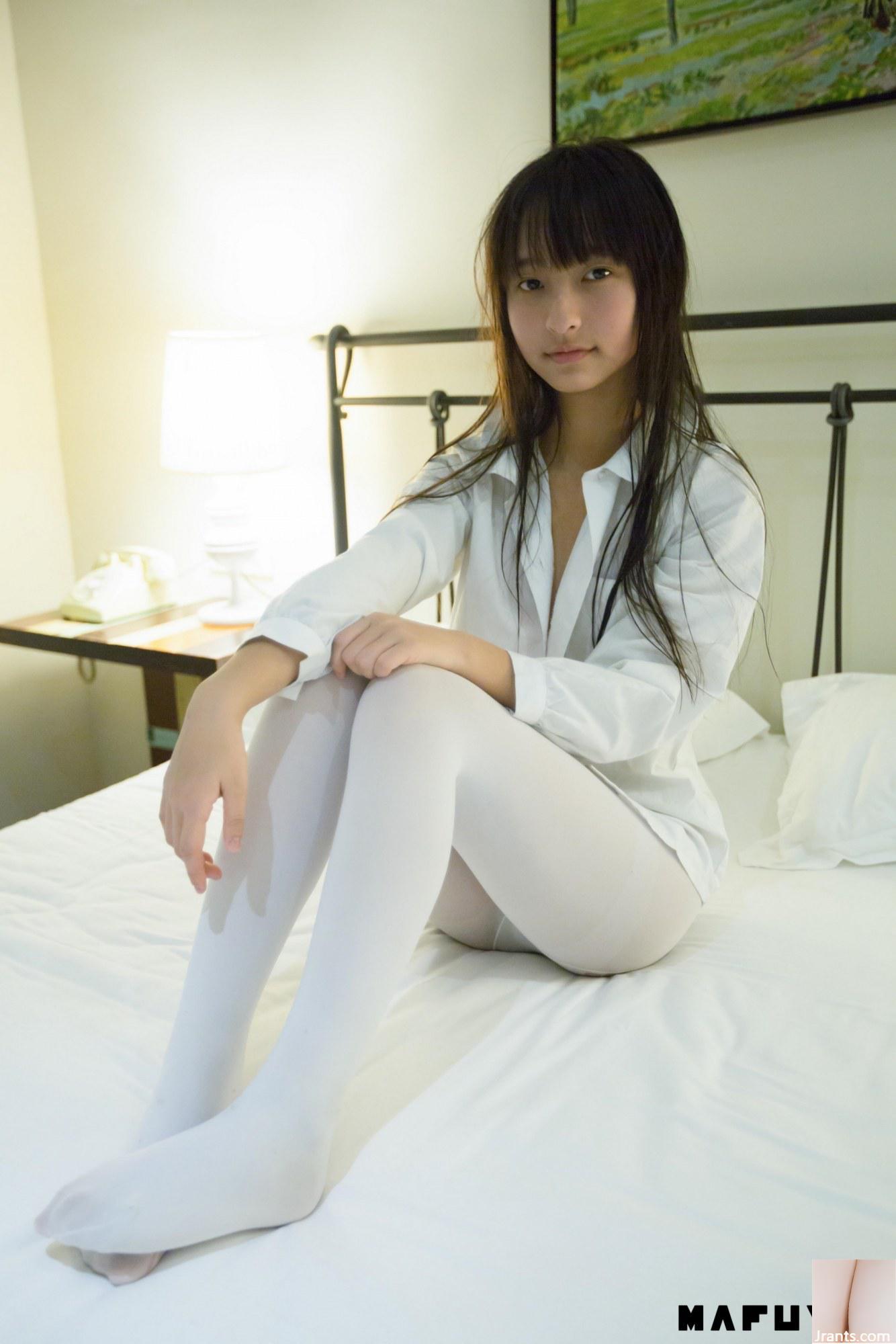 Chiếc quần tất màu trắng “Split Type Shikusui” của Kagakusaka Mafuyu khi nhìn vào khiến tôi kích động (48P) - Ảnh 45