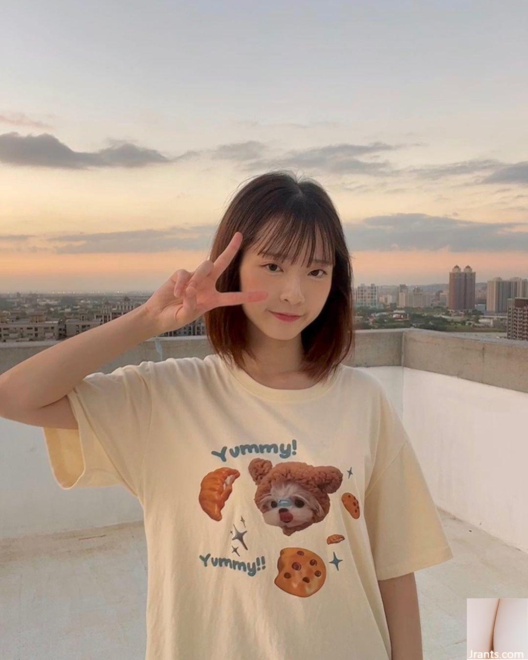 Vẻ đẹp khí chất “Xuân Xuân” mỉm cười ngọt ngào với bạn, đôi mắt to ngây thơ thật đáng yêu (10P) - Ảnh 4