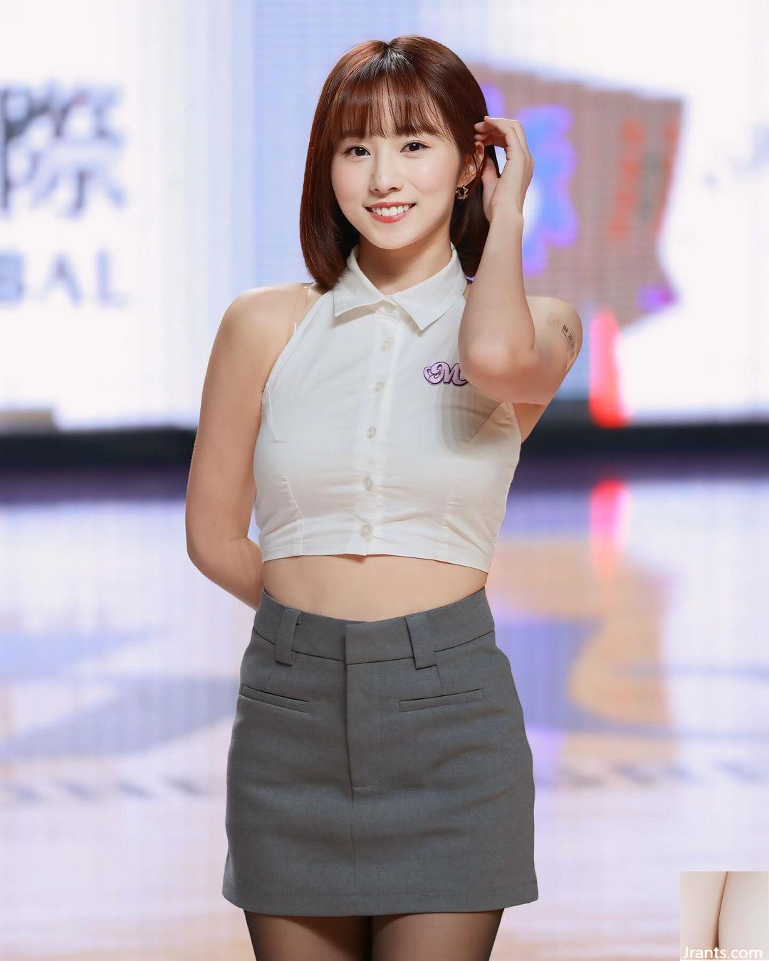 Hot girl “Xu Feiqi Faye” quyến rũ thân hình trắng nõn và dịu dàng đến mức khó chịu (10P) - Ảnh 6