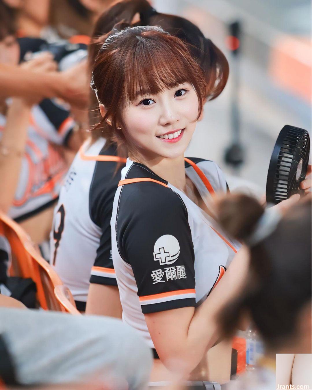 Hot girl “Xu Feiqi Faye” quyến rũ thân hình trắng nõn và dịu dàng đến mức khó chịu (10P) - Ảnh 7