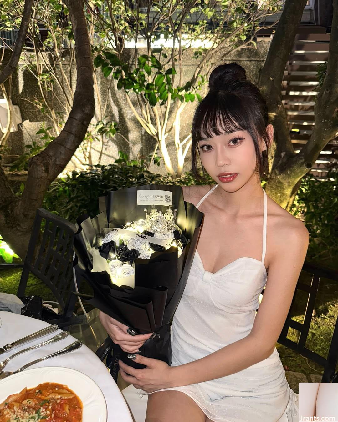 Vóc dáng hoàn hảo của “Luo cc” thách thức giới hạn thị giác là gầy và chất liệu (10P) - Ảnh 5