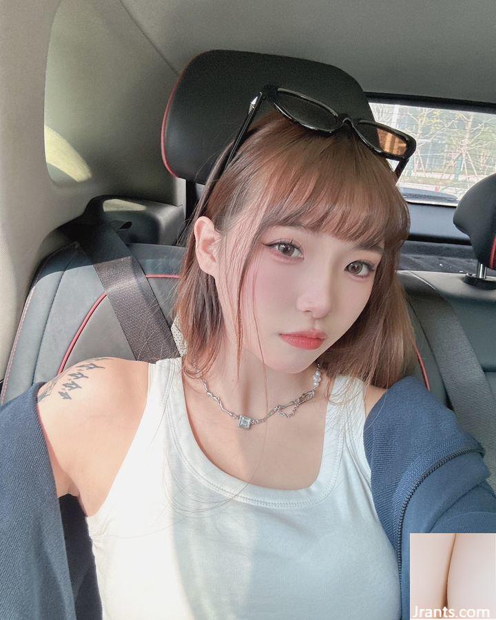 Hot girl “Ha Geng” ăn mặc kín đáo quá gợi cảm, vòng 1 xinh đẹp và vòng 1 cực sâu (10P) - Ảnh 2