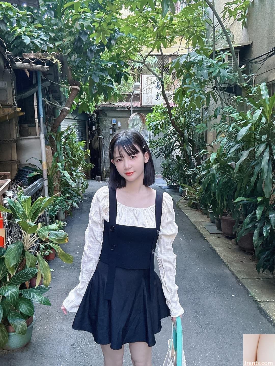 “Trứng cuộn” có đường nét khuôn mặt thanh tú như thiên thần, ngọt ngào và có chút gợi cảm (10P - Ảnh 2