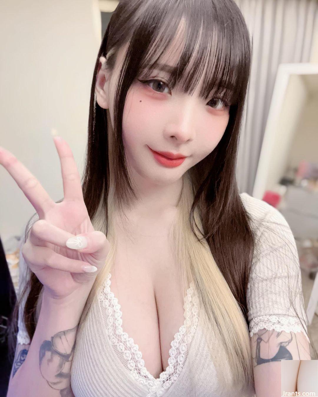 “Ha Ni” phải không? Viết túi ngực trắng nõn và mềm mại của Li YanT xuất hiện đầy đặn (10P) - Ảnh 2