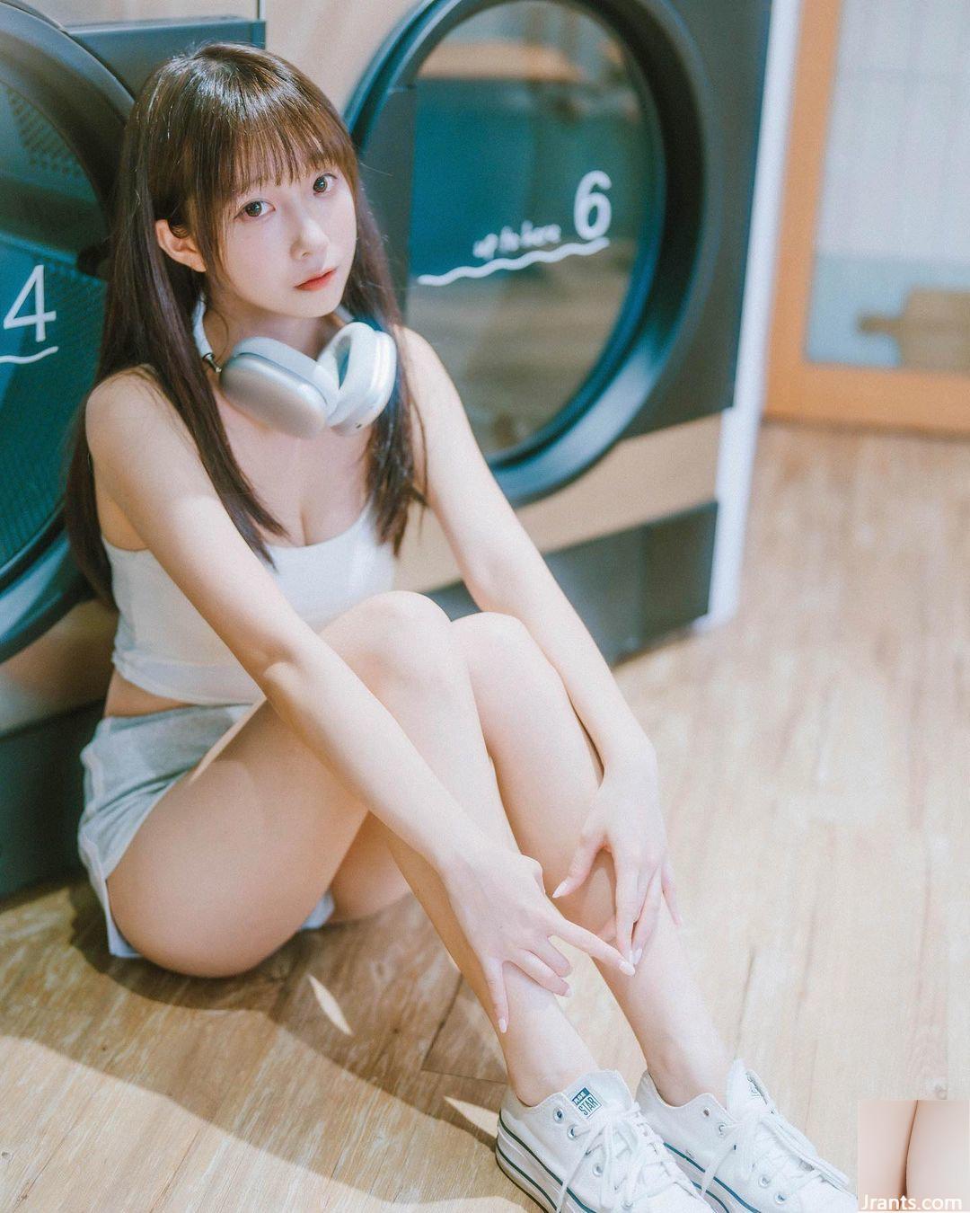 Cô bạn gái xinh đẹp “Xiao Meng” khoe dáng trong nhiều bộ ảnh bắt mắt không giới hạn (10P) - Ảnh 8