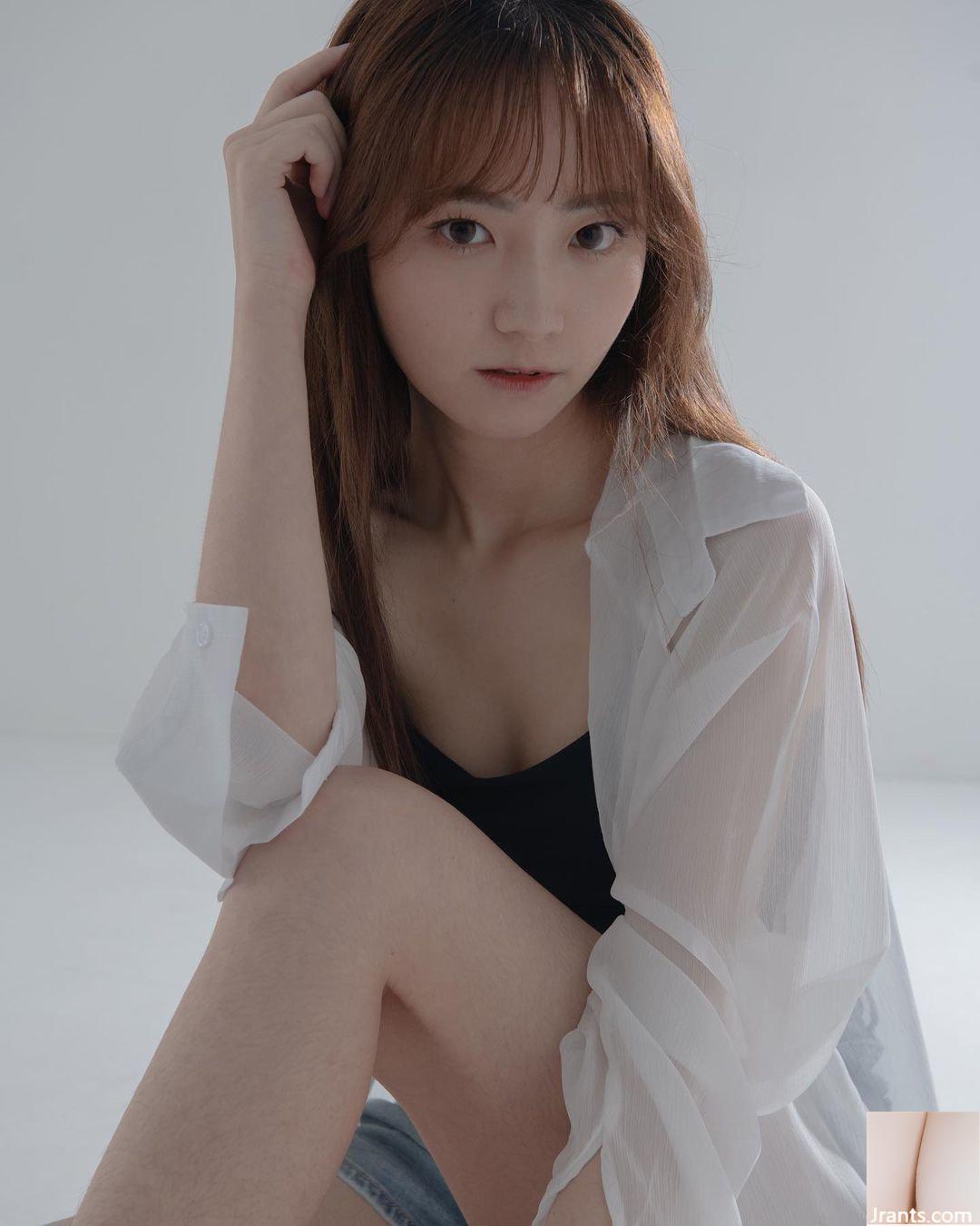 Hot girl “Ye Xinyi” sở hữu hình thể hoàn hảo, xinh đẹp gợi cảm, hút fan (10P)