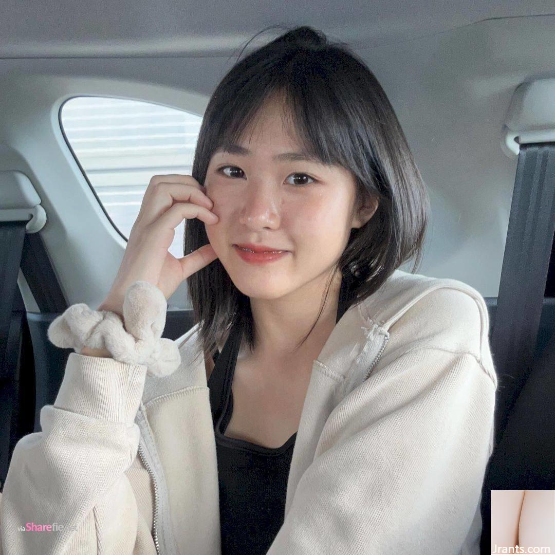 Hot girl Malaysia Jun Rui vừa ngọt ngào vừa mặn mà - Ảnh 2