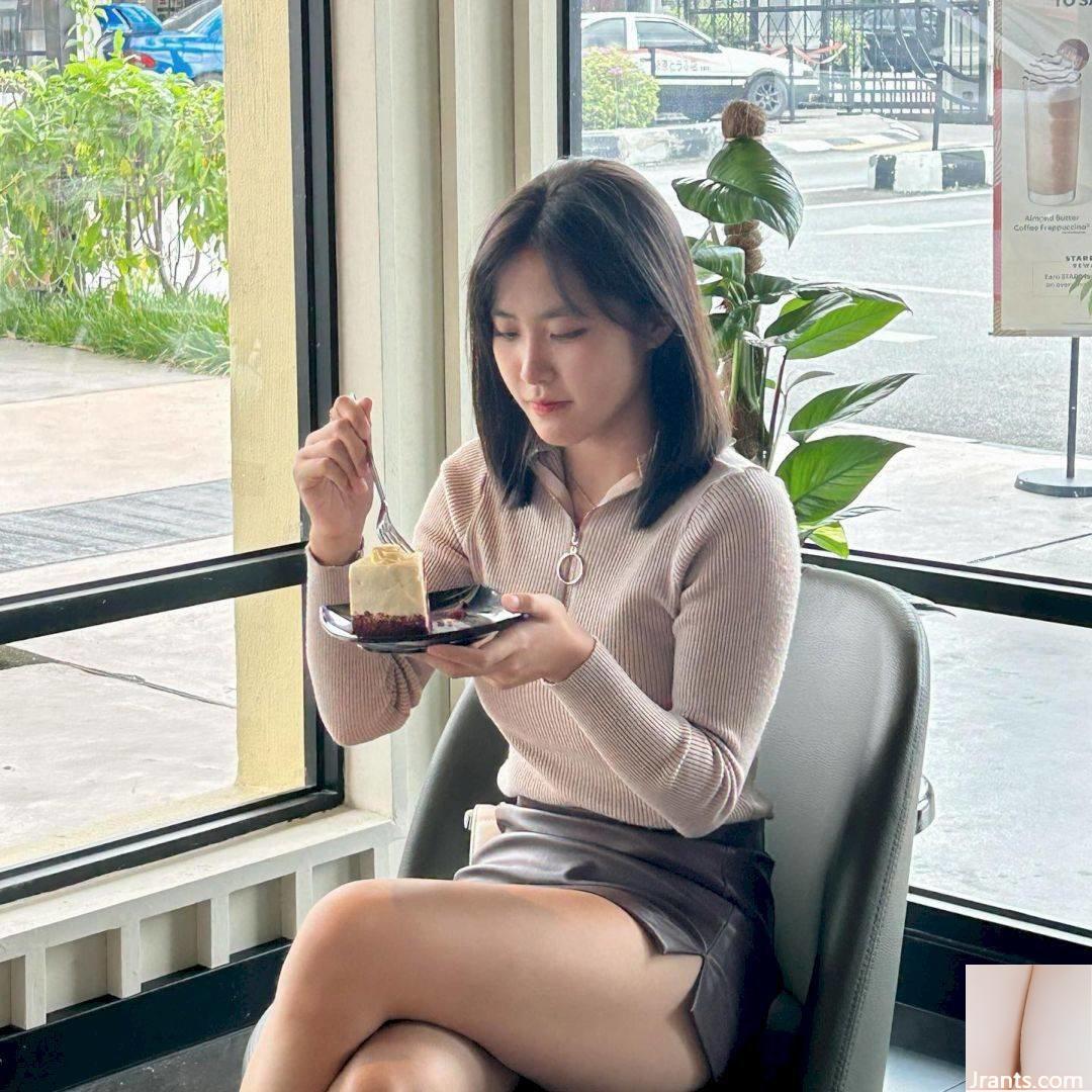 Hot girl Malaysia Jun Rui vừa ngọt ngào vừa mặn mà - Ảnh 6