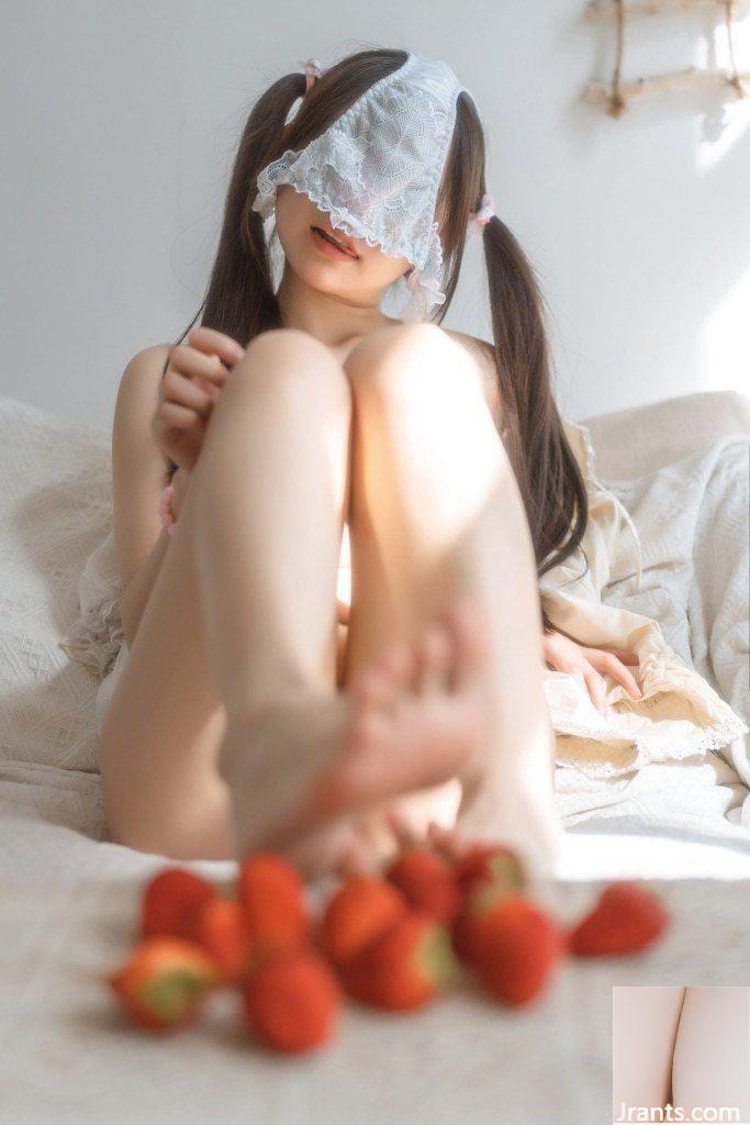 Nước sốt hoàng đế Liuwei “Xiaoyi LOX Cô gái xinh đẹp” (71P) - Ảnh 63