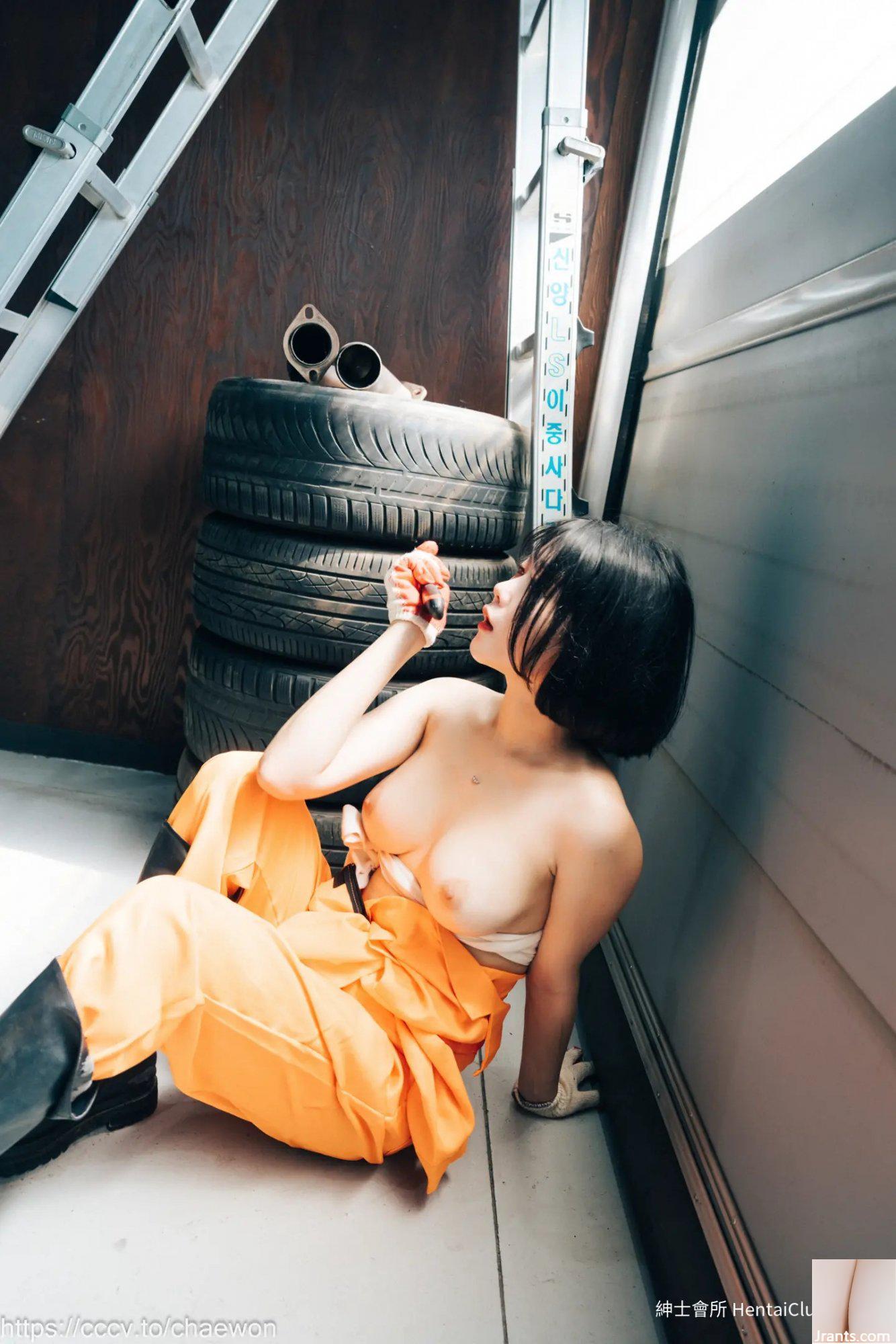 Cô gái trong gara Zia Loozy (129P) - Ảnh 25