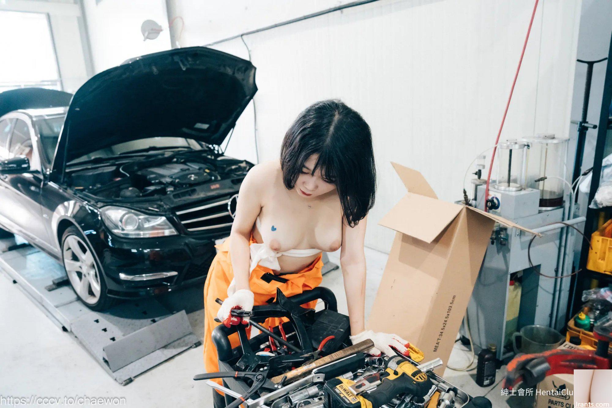 Cô gái trong gara Zia Loozy (129P) - Ảnh 34