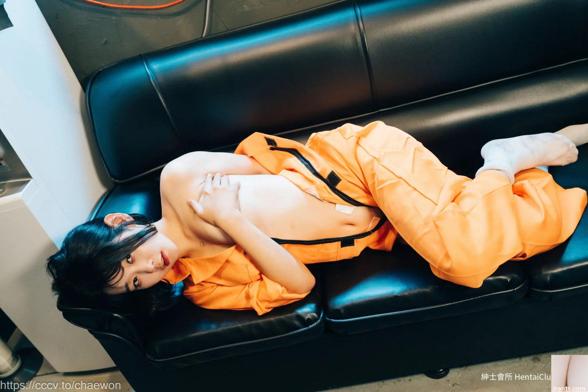 Cô gái trong gara Zia Loozy (129P) - Ảnh 92