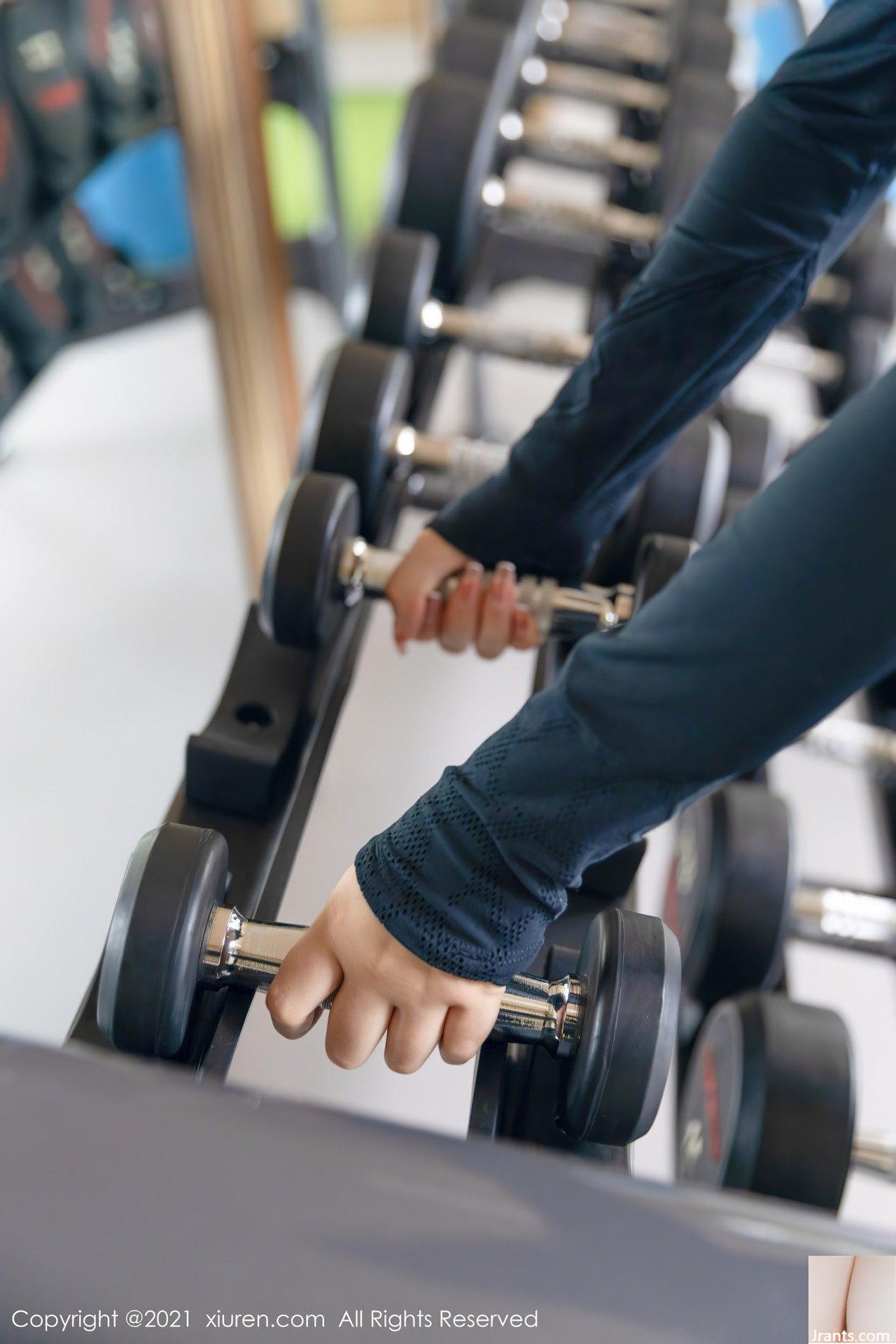 Bộ ngực khủng đỉnh cao không thể che giấu được chân dài xinh đẹp nổi tiếng Internet Xiong Xiaonuo (53P) - Ảnh 5