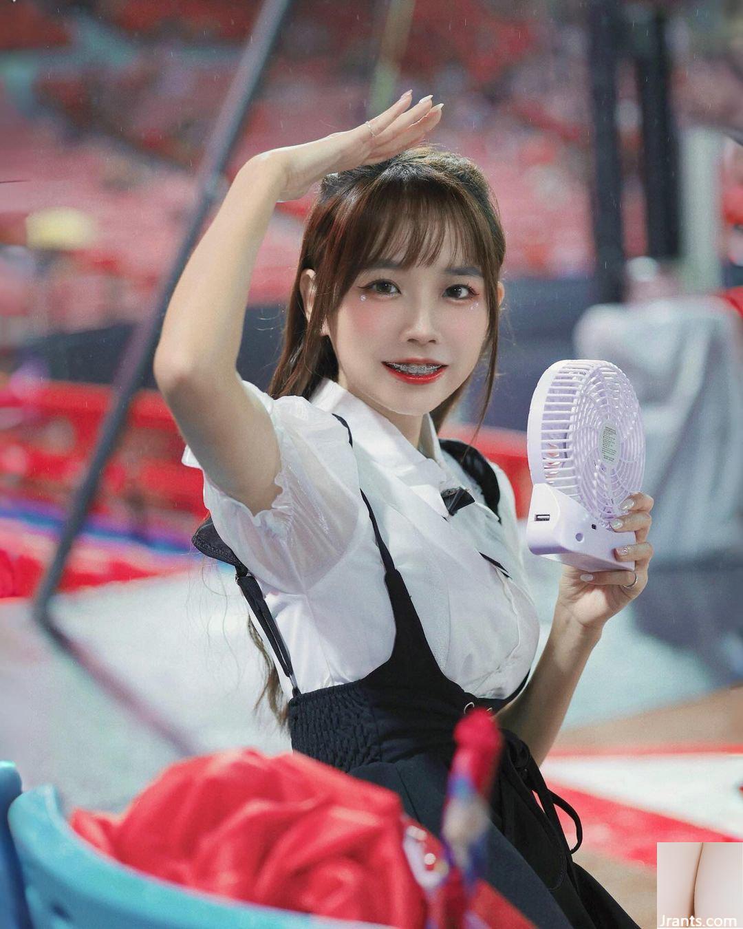 Nụ cười thiên thần của cô gái dễ thương “Laura” mang đến cho mọi người tràn đầy năng lượng (10P) - Ảnh 3