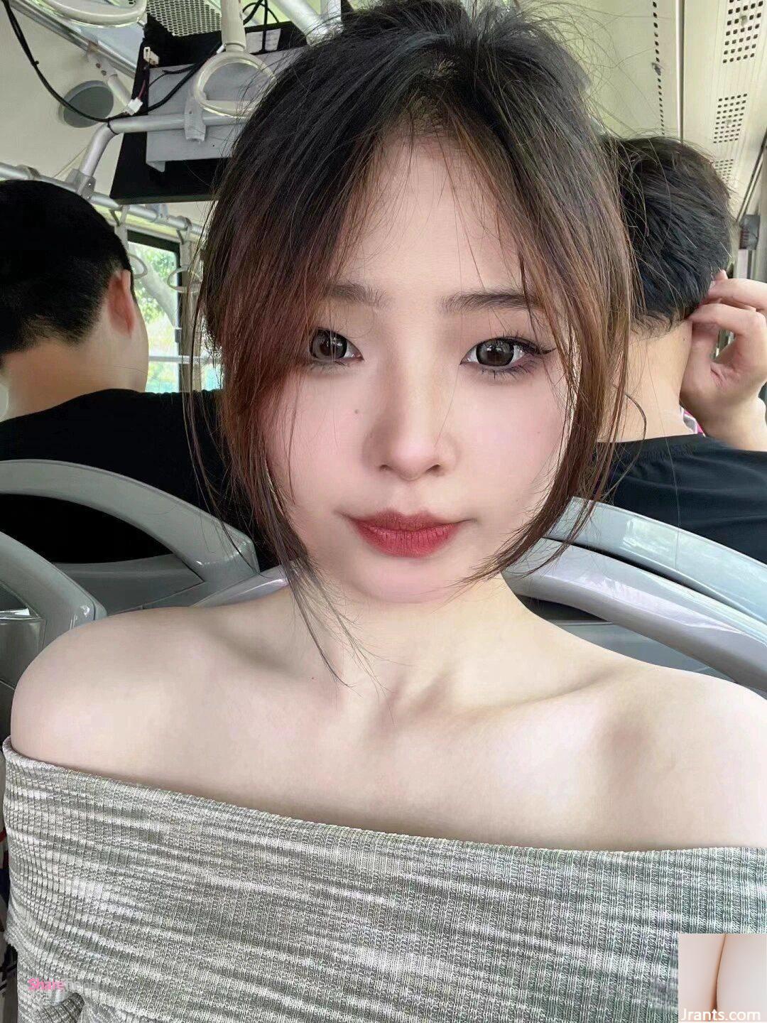 Gái xinh selfie trong phòng thử đồ, dáng quá bùng nổ - Ảnh 10