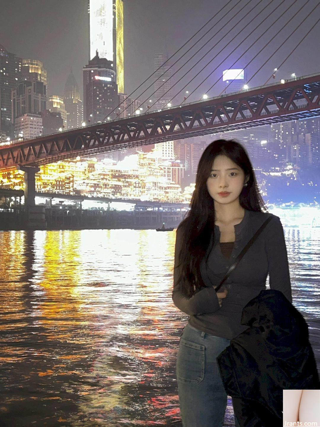 Gái xinh selfie trong phòng thử đồ, dáng quá bùng nổ - Ảnh 6