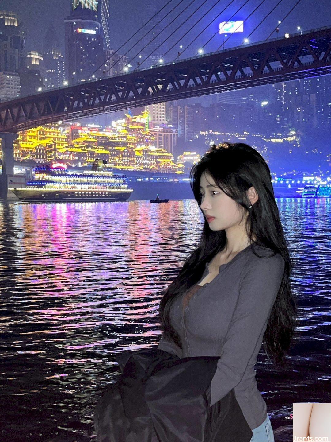 Gái xinh selfie trong phòng thử đồ, dáng quá bùng nổ - Ảnh 7