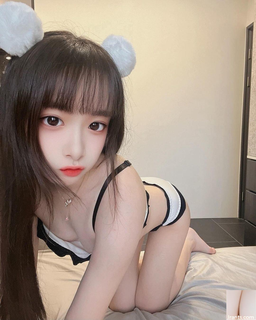 Góc nhìn quyến rũ về bộ ngực đẹp của “Nina ngực nhỏ” khiến bạn sôi máu (10P)