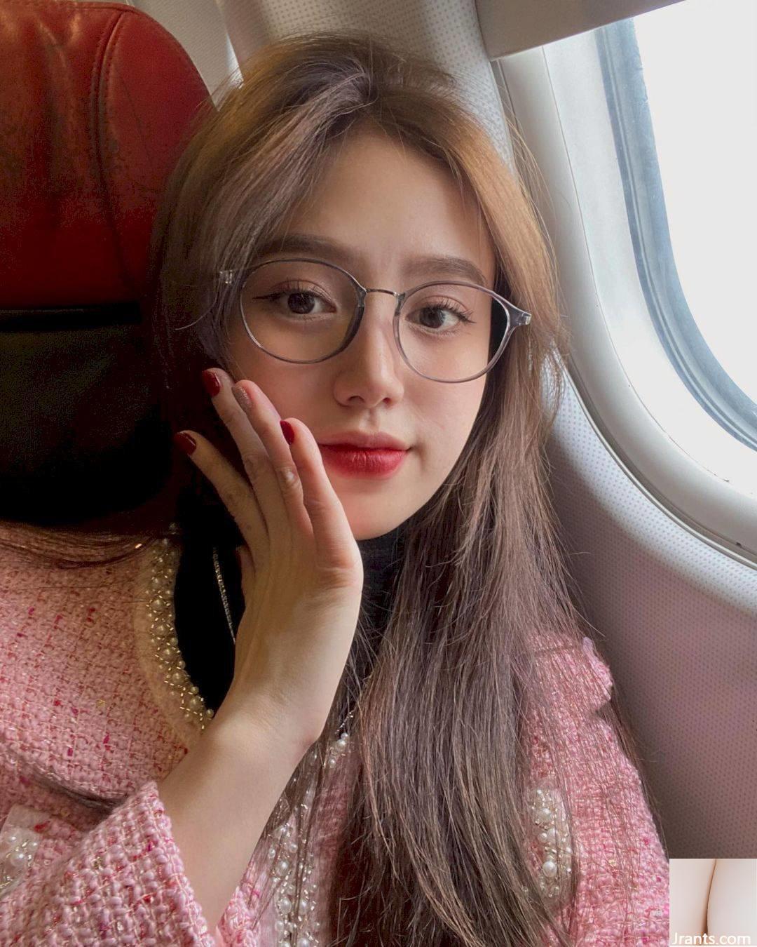 Gái Việt xinh không có nút đẹp bằng con gái - Ảnh 3