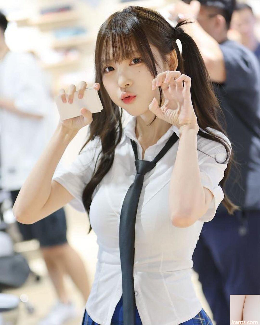 Cô gái thanh lịch “Zhao Rabbit” có dáng người đẹp không dễ lộ (10P) - Ảnh 5