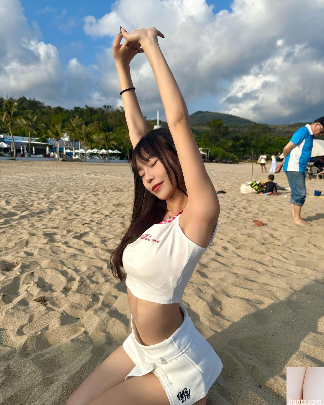 Khuôn mặt ngọt ngào “luocc” với đôi mắt to nước là siêu bắt mắt (10p) - Ảnh 3