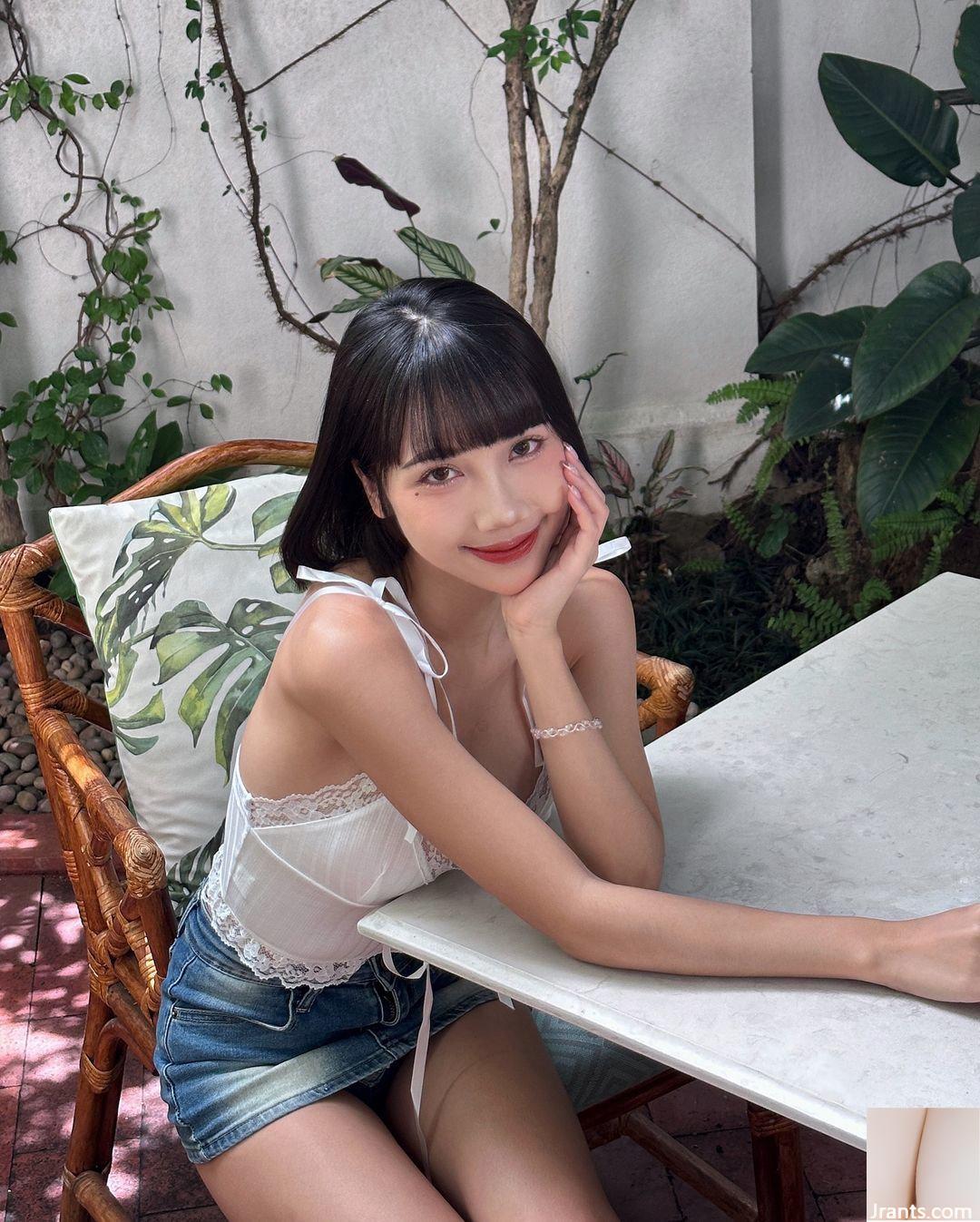 “Peng Peng Rourou” có khuôn mặt ngọt ngào và thân hình nóng bỏng, săn chắc khiến cư dân mạng phải kinh ngạc (10P)