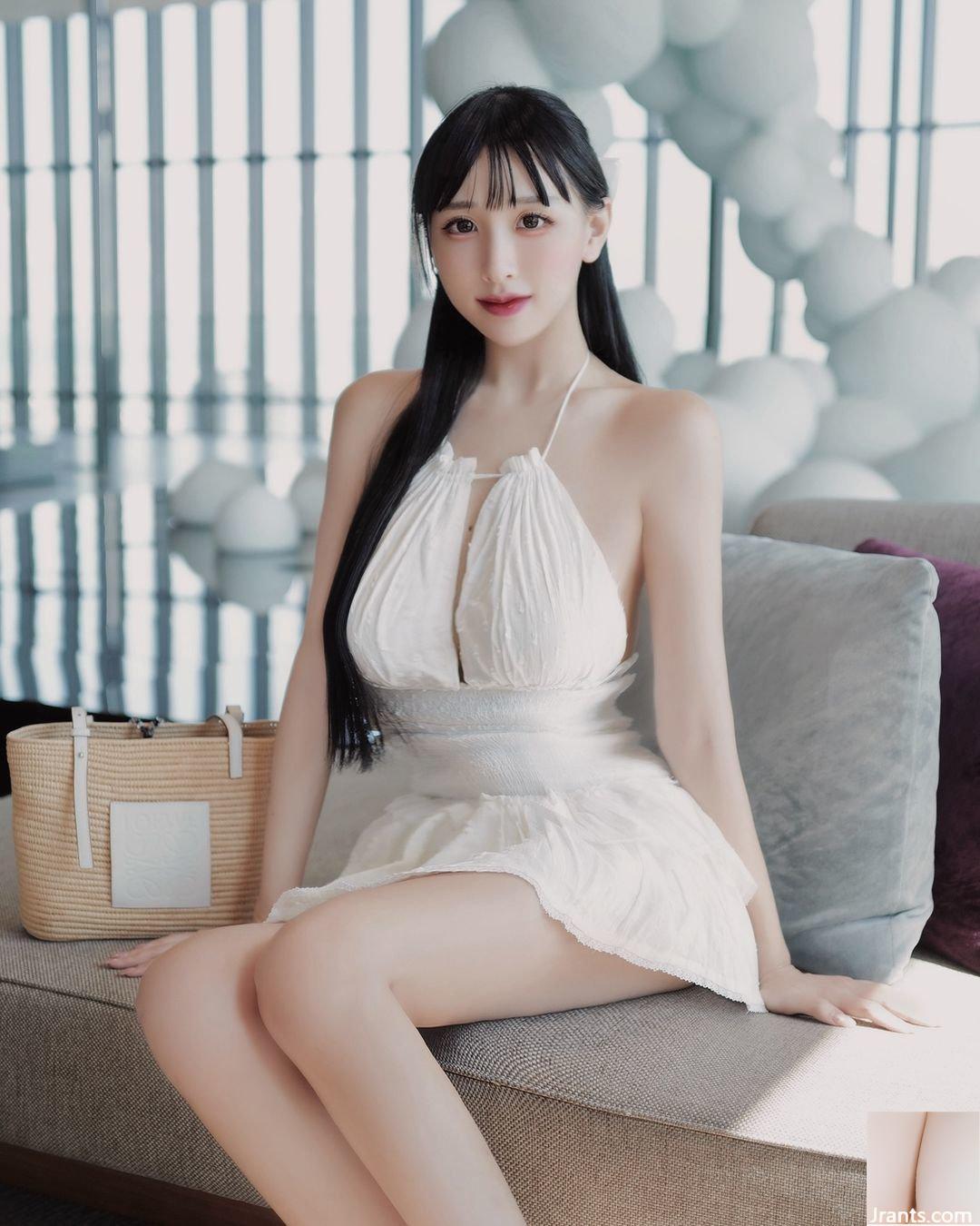 Cô gái trẻ chân dài “HsiatzuChing” thật xinh đẹp! Thân hình hoàn hảo và đầy gợi cảm(10P) - Ảnh 10