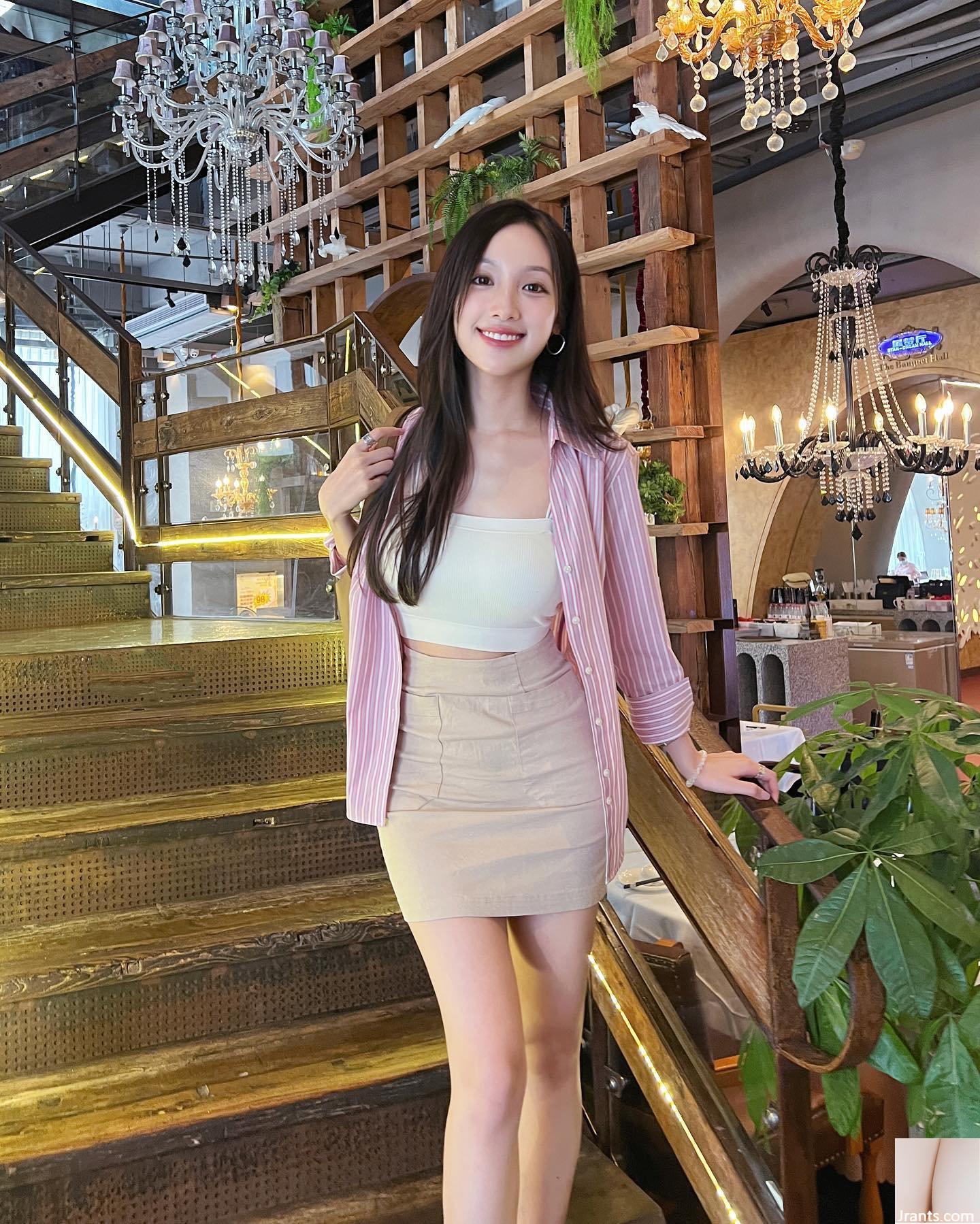 Hình ảnh J nổi tiếng của cô gái Hồng Kông hedy_hoiyi: sự kết hợp hoàn hảo giữa thanh lịch và quyến rũ! - Ảnh 36